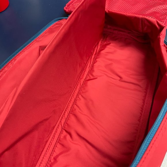 New Away x Serena Williams The Shoe Cube - Picture 7 of 8